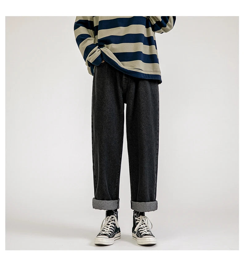 Solid Straight-leg Denim Pants - VONVEX