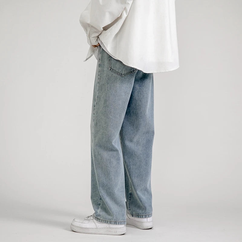 Solid Straight-leg Denim Pants - VONVEX