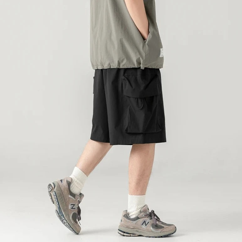 Casual Loose Knee Cargo Short     - VONVEX