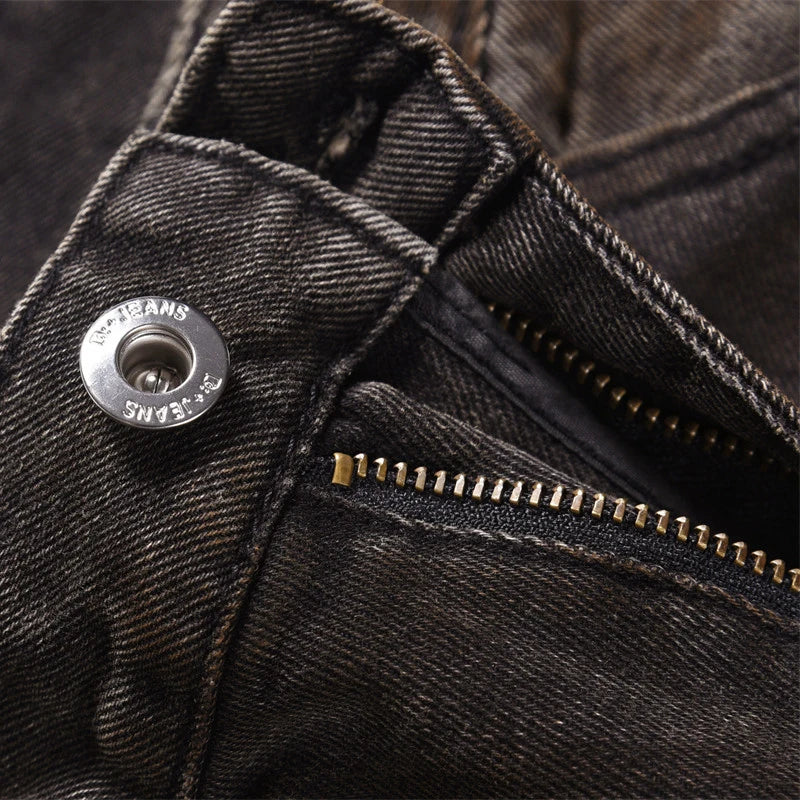 Pleated Washed Jeans     - VONVEX