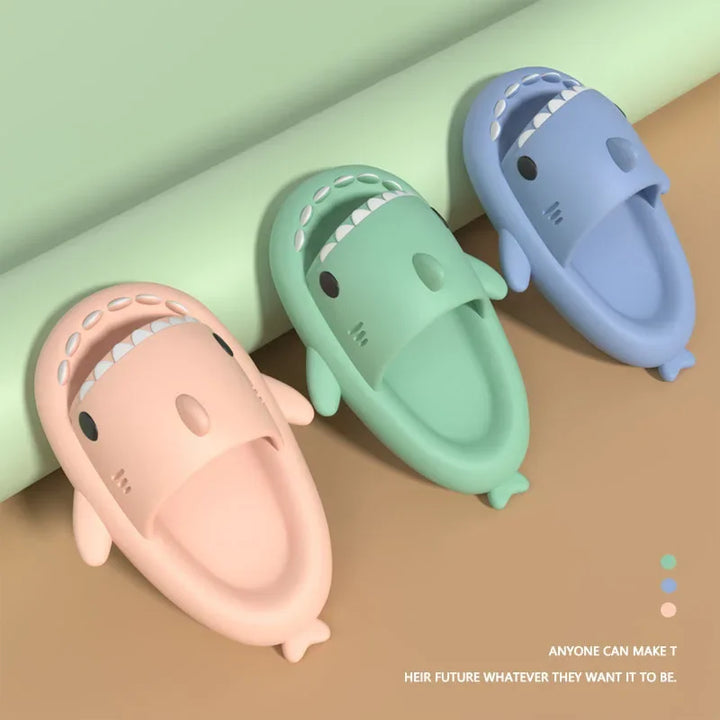 Shark Slippers     - VONVEX