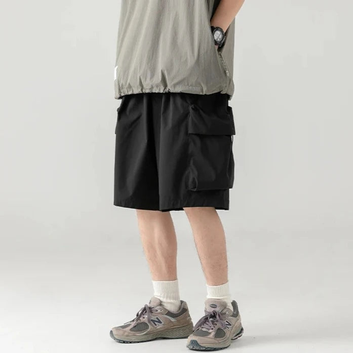 Casual Loose Knee Cargo Short     - VONVEX