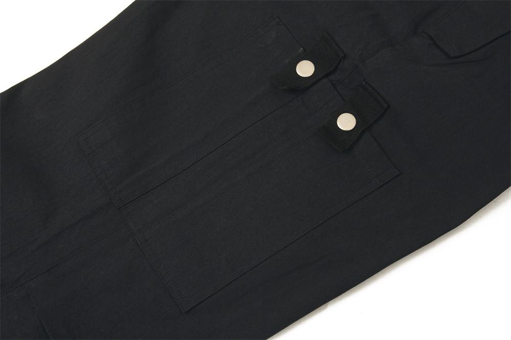 Adventure-Ready Pleated Utility Pants     - VONVEX