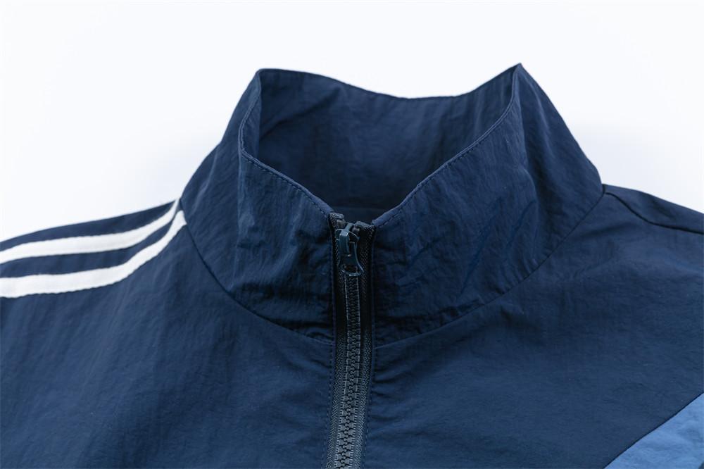 Hiking Waterproof Windbreaker Jacket     - VONVEX