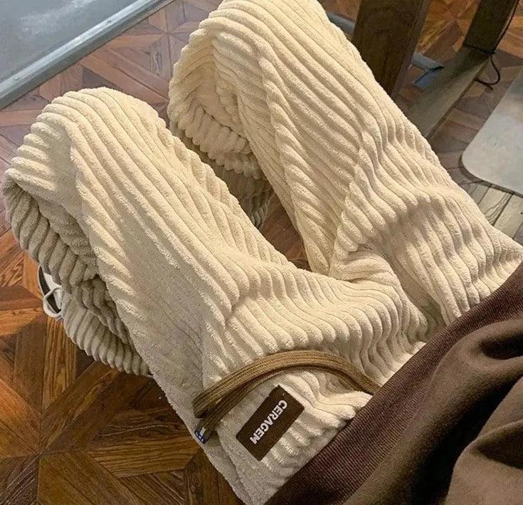 Versatile Velvet Straight-Leg Sweatpants     - VONVEX